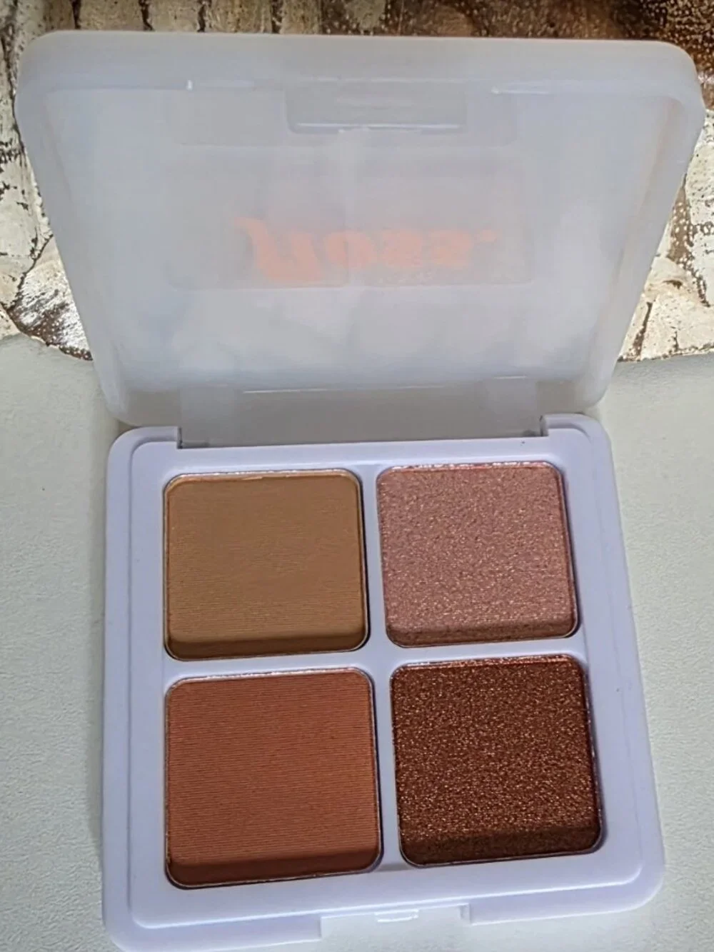 Floss Eyeshadow Squad in Just Peachy